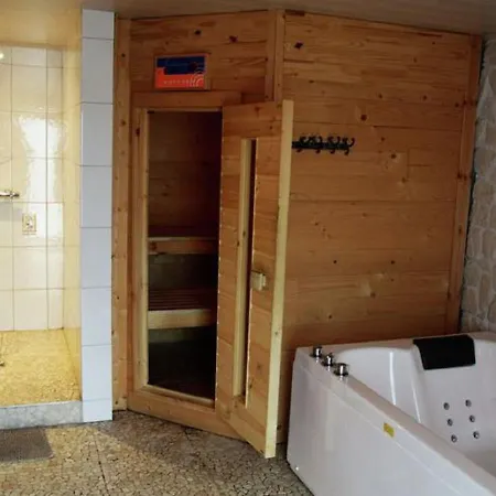Holiday home House With A Bubble Bath In Quiet Surroundings Malmedy